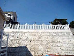 ��t�� �l�X���s�̎{�H��